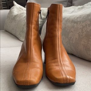 Vintage Leather Nine West Tan Brown Boots